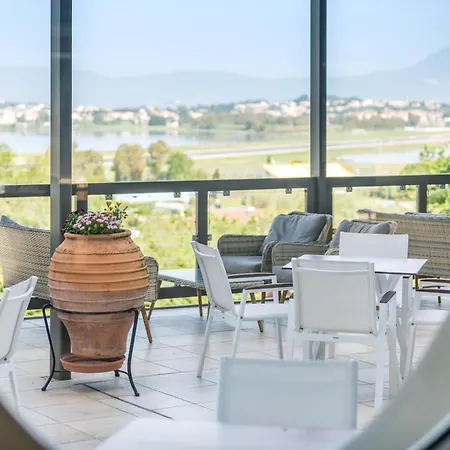 Hotel Ariti Grand 4*