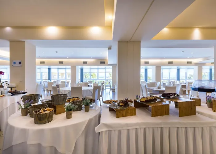 فندق Ariti Grand 4*