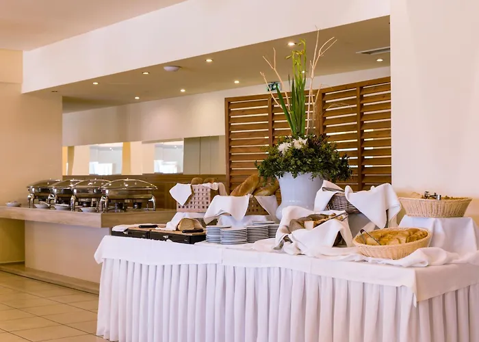 Ariti Grand كانوني