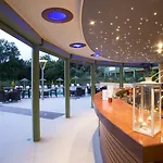 Hotel Ariti Grand
