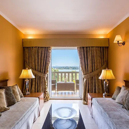 Ariti Grand Hotel 4*