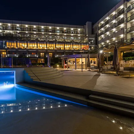 Ariti Grand 4* Kanóni