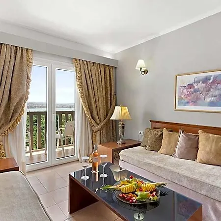 Ariti Grand 4* Kanoni (Corfu)