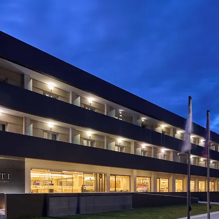 Hotel Ariti Grand 4*