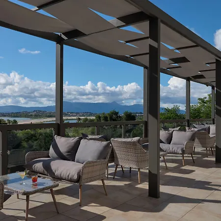 Ariti Grand 4* Kanoni (Corfu)