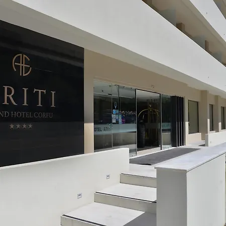 Ariti Grand ホテル カノニ