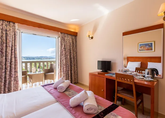 Ariti Grand 4* Kanoni (Corfu)