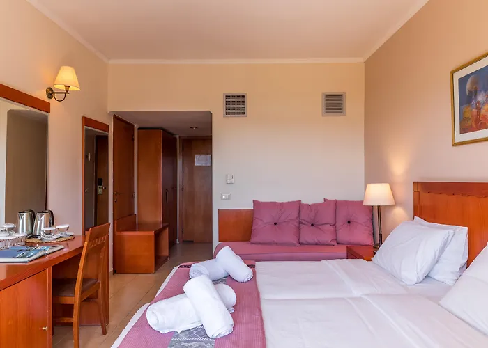 Ariti Grand 4* Kanoni (Corfu)