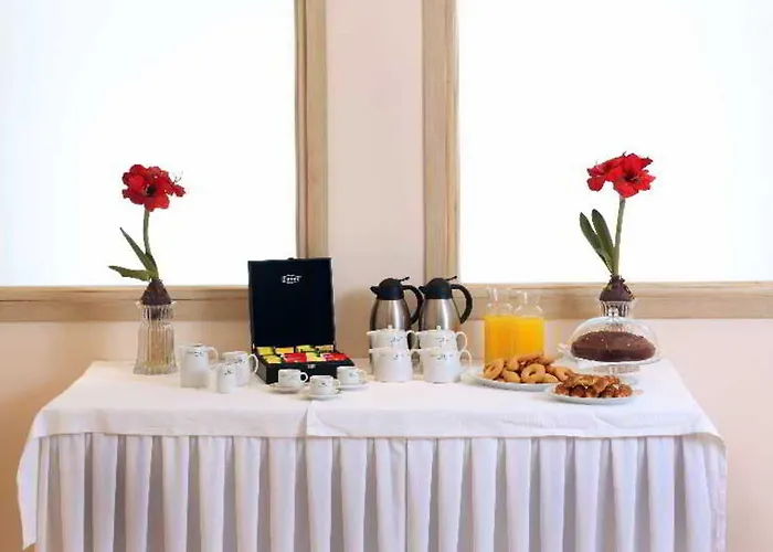 Hotel Ariti Grand