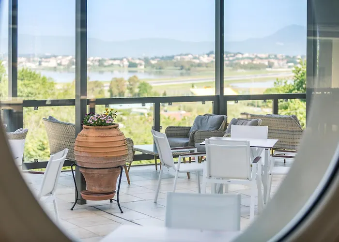 Hotel Ariti Grand 4*