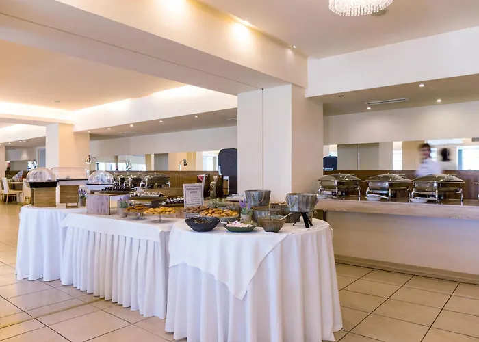 Hotel Ariti Grand