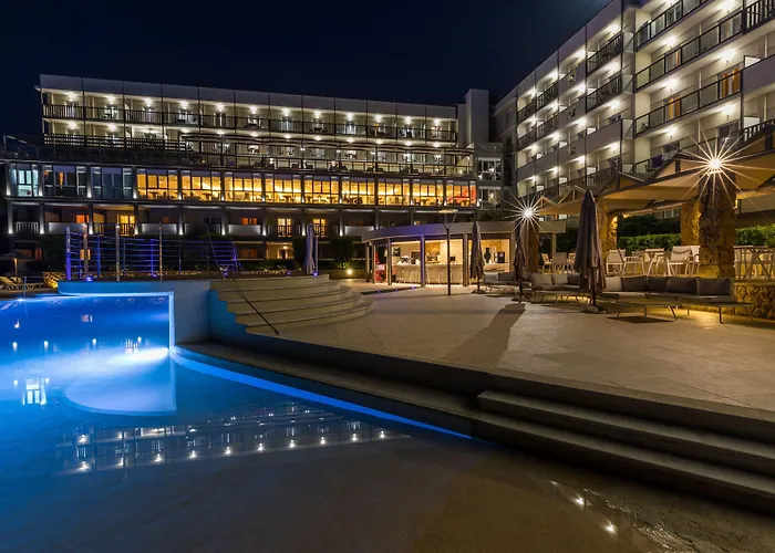 Ariti Grand 4* Kanoni (Corfu)